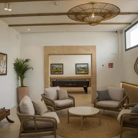 Hotel More الكوذيا