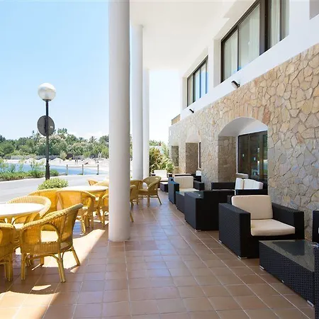 Hotel More 3*